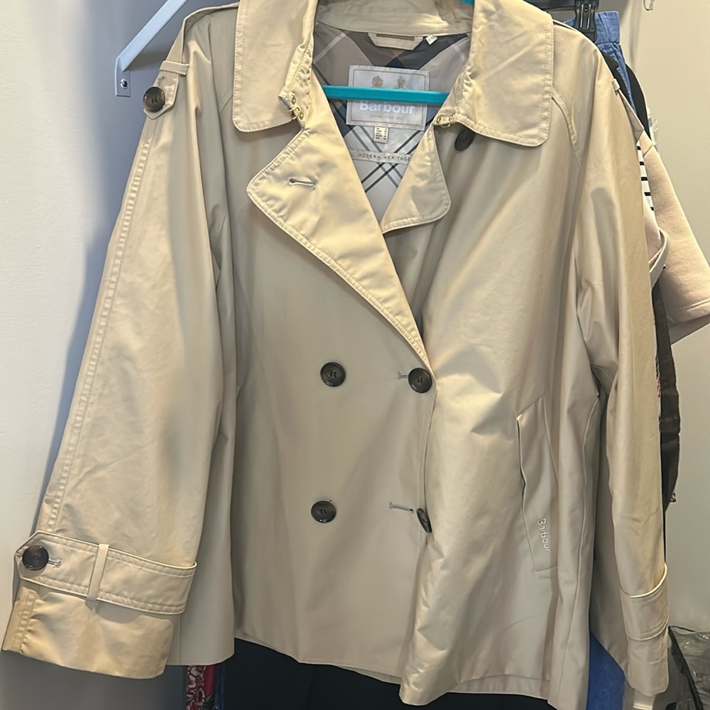 Barbour ladies short trench